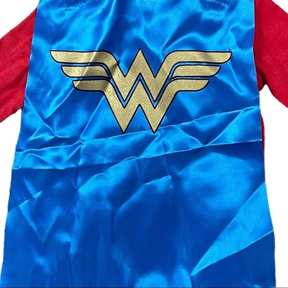 HAPPY THREADS BABY GIRLS WONDER WOMAN ONESIE - Picture 7 of 8